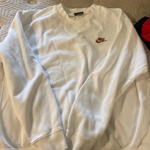 nike crewneck sweatshirt size large!